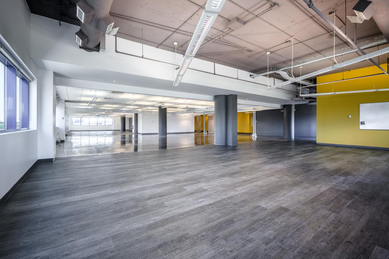 85405OgilvySuite300 (5)